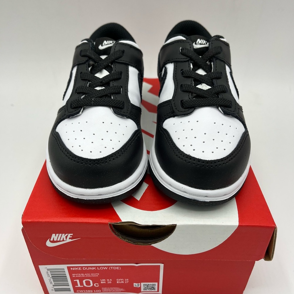 Nike Dunk Low Panda
Size 10c Toddler
Brand New
Black/White
Original Box - Picture 2 of 8
